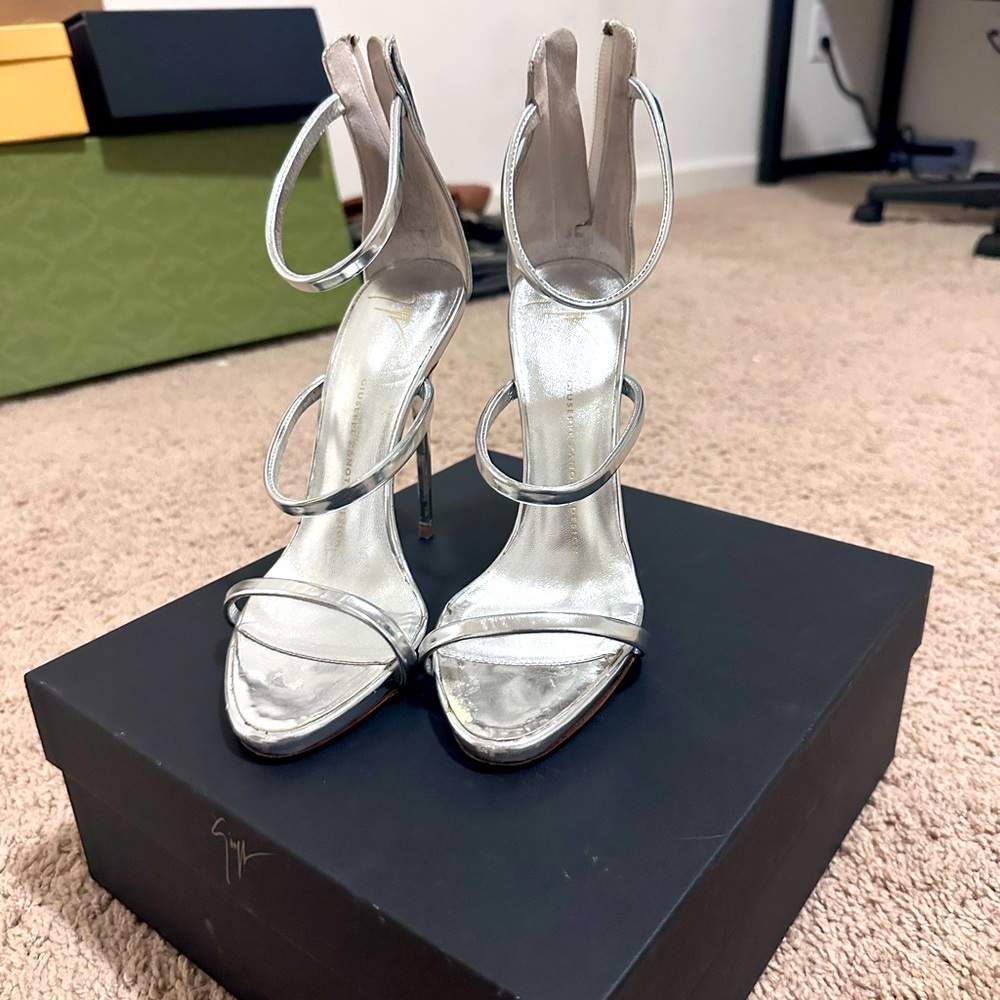 Giuseppe Zanotti harmony heel